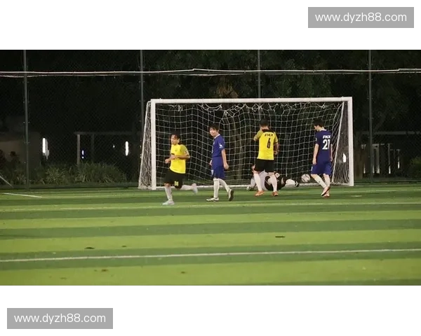 足球比赛拍摄技巧与注意事项全面解析 提升摄影效果捕捉精彩瞬间